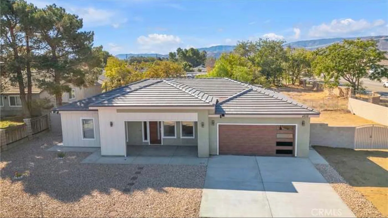 3 bed, 2.5 bath, 1500 sqft, $3,100 — Photo 4