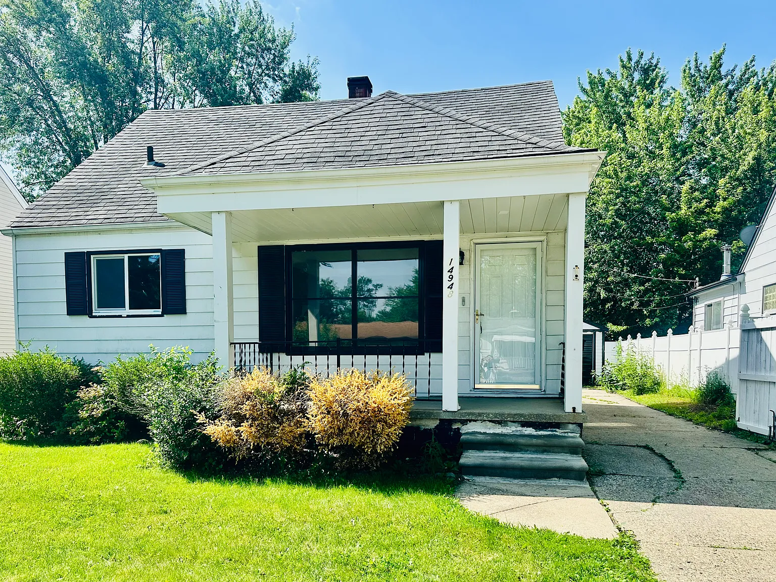 3 bed, 1274 sqft, $1,600 — Photo 2