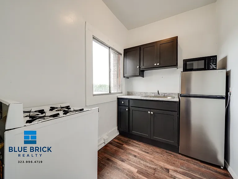 1420 S Flower St #22 — Photo 6