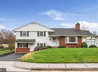 360 E Queen St, Strasburg, VA