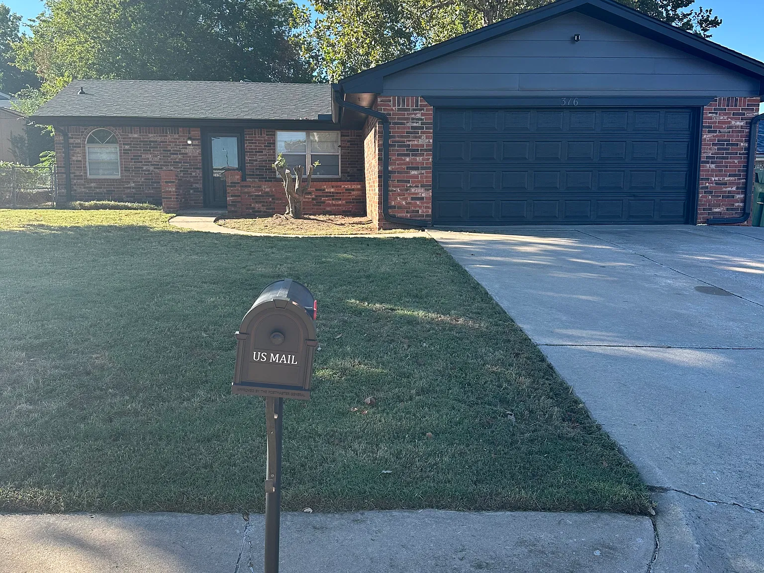 3 bed, 1800 sqft, $1,850 — Photo 1