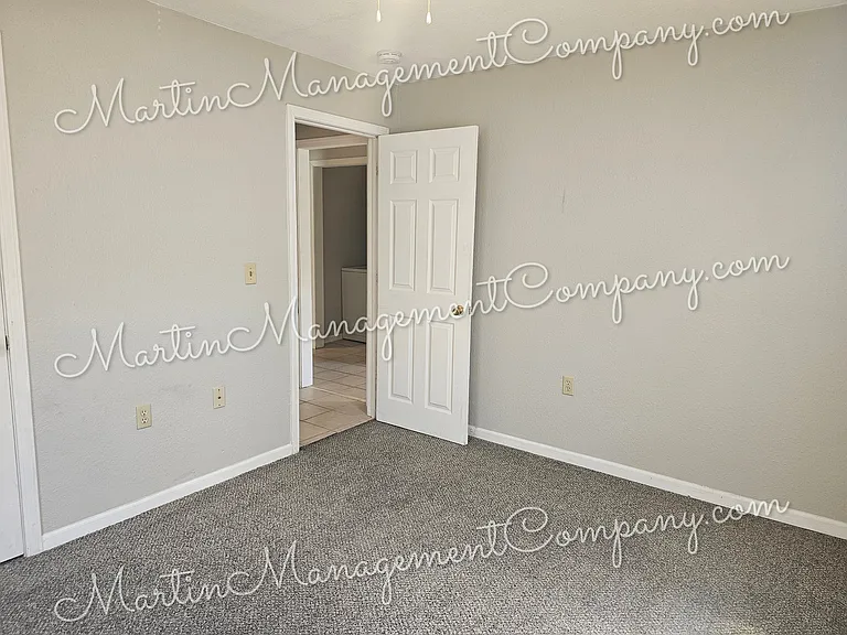 1520 S Osage Ave #B — Photo 8