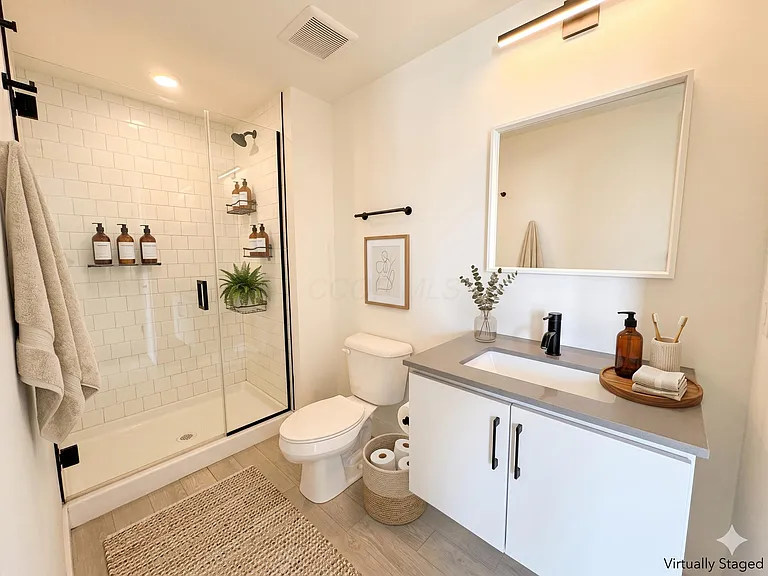 973 E Broad St #4 — Photo 13