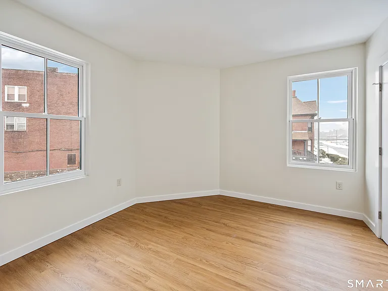 1355 Main St #302 — Photo 5
