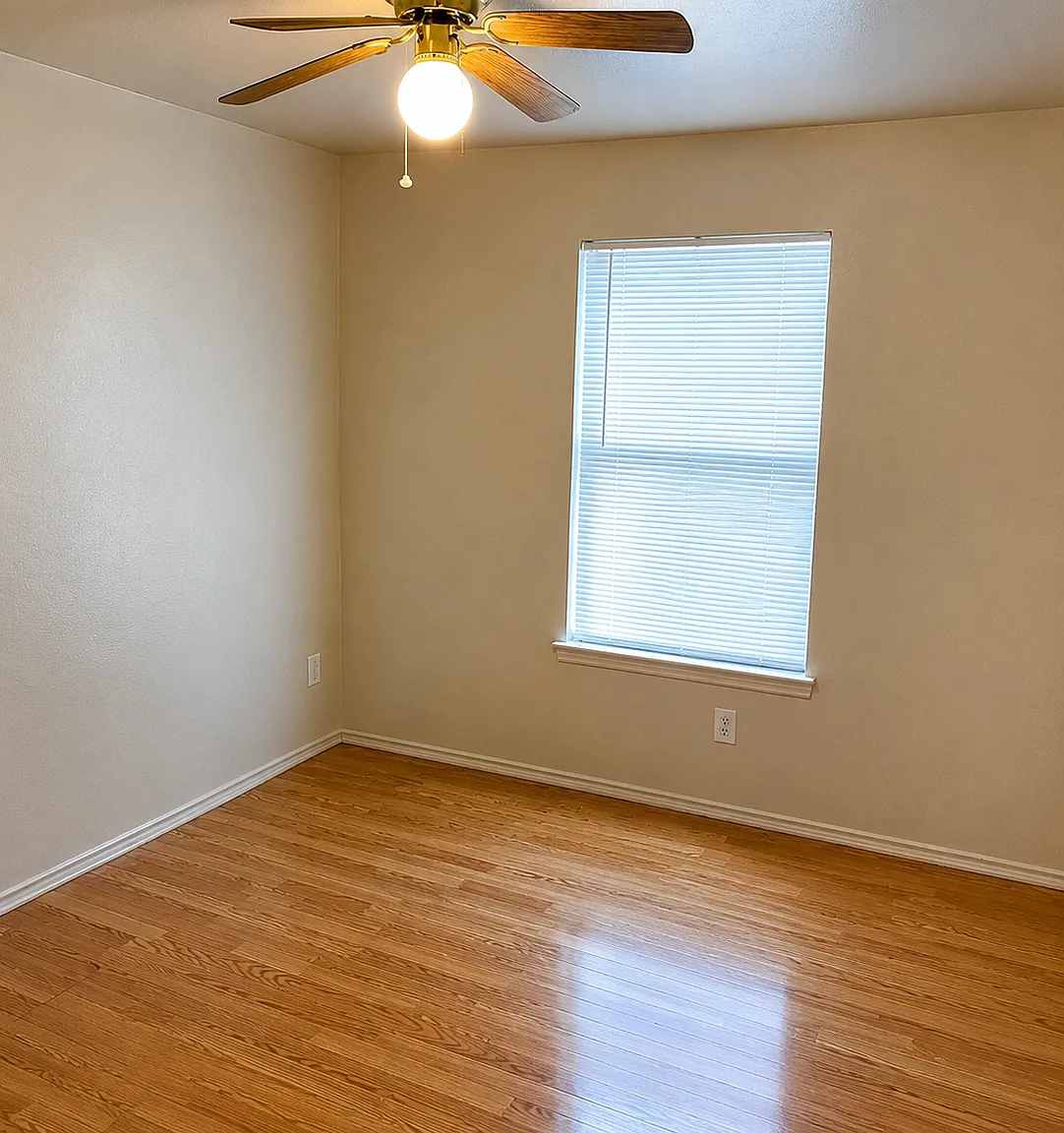 2 bed, 658 sqft, $700 — Photo 4