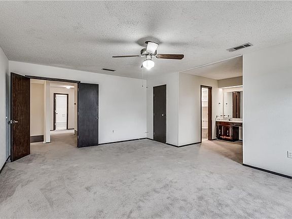 4th image of 3510 Brook Glen Dr