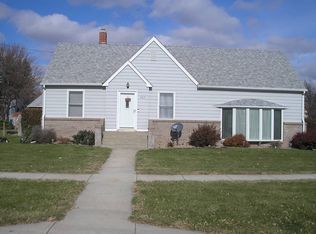 322 E Boyd Ave, Elm Creek, NE 68836