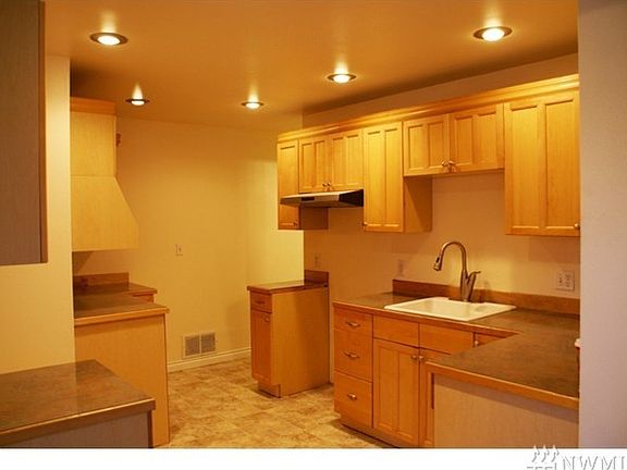 4th image of 6641 McKinley Ave