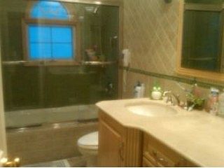5th image of 1834 E 21st St