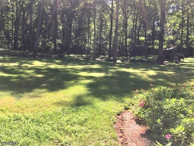 2nd image of 29 Danville Mountain Rd