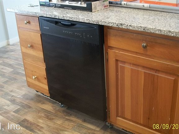 5th image of 90 Water St #2