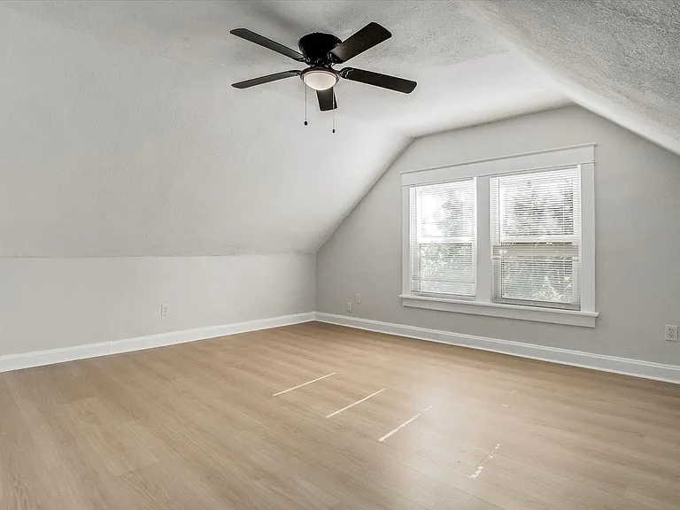 3408 Bellefontaine Ave — Photo 30