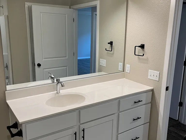 Gateway Place Apartments — Photo 116