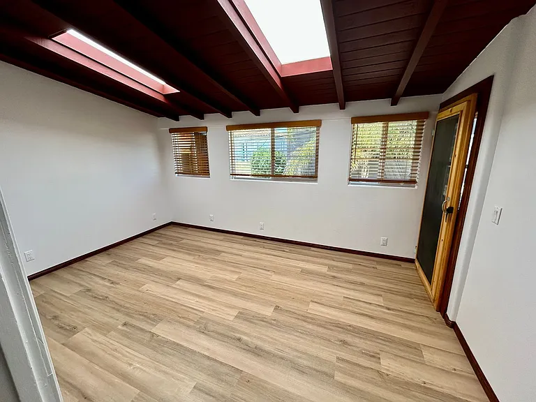 5051 Del Monte Ave — Photo 28