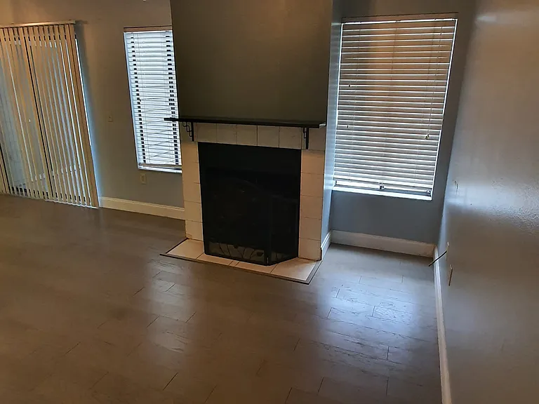 537 Sun Ridge Pl #201 — Photo 4