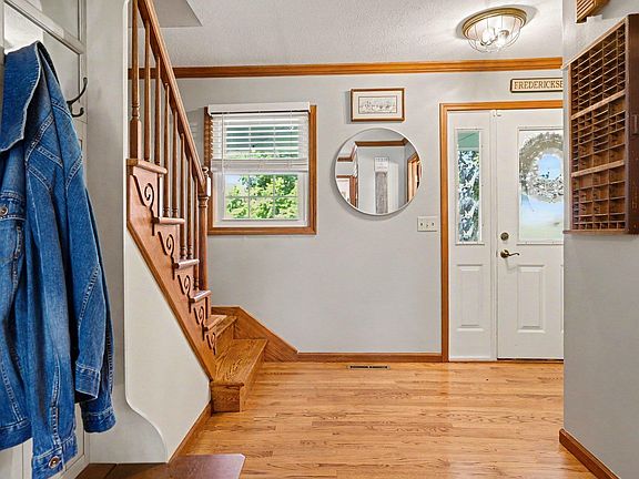 3rd image of 12460 Frontier Ct
