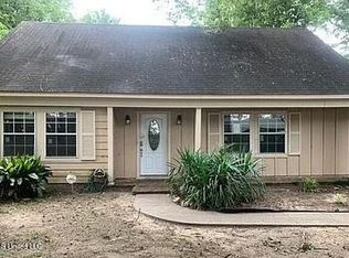 3531 Forest Dr, Greenville, MS 38703