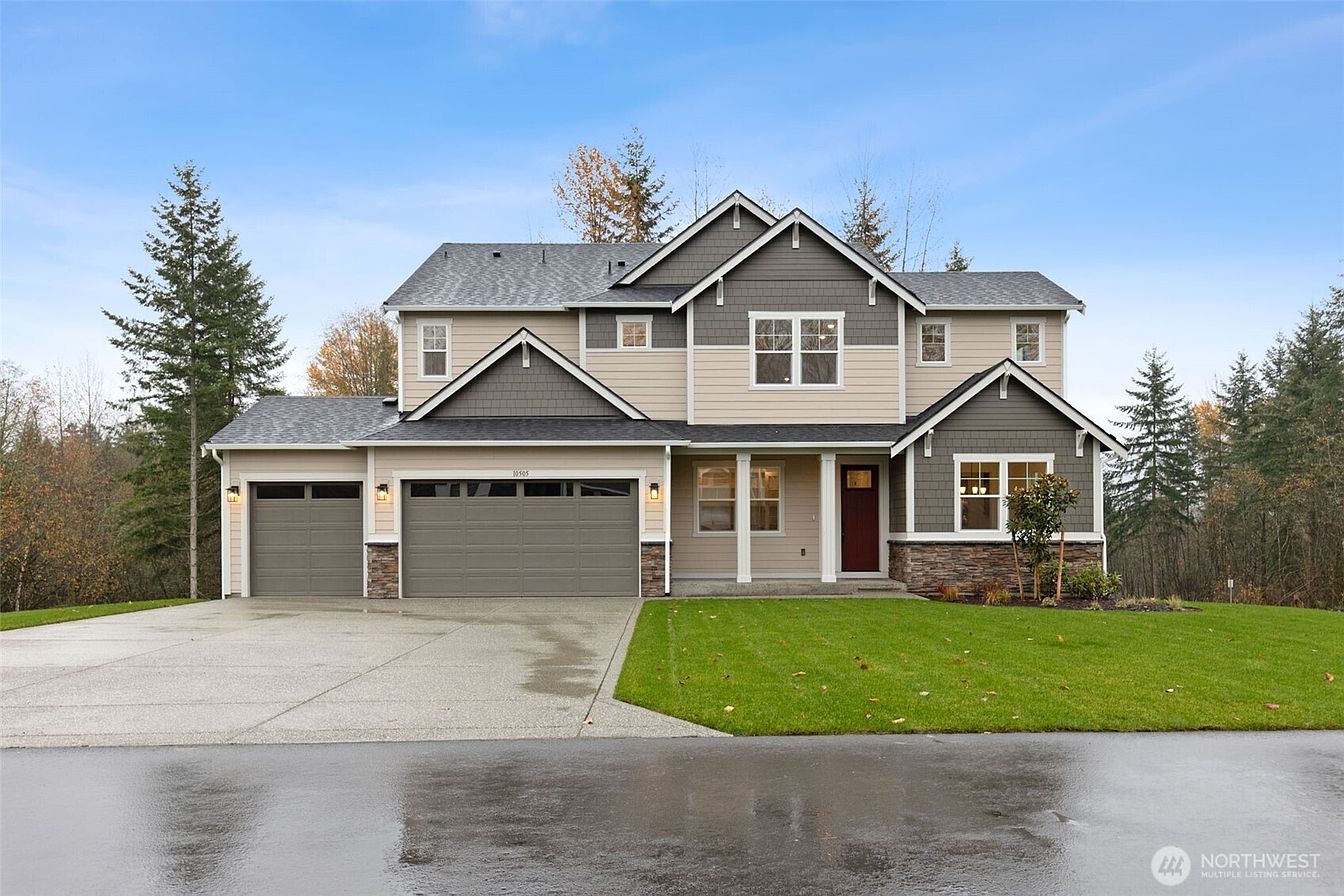 1st image of 10505 134th Drive NE #104