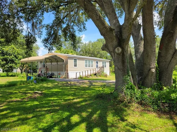 1543 Palomino Dr, Moore Haven, FL 33471