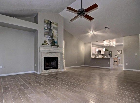 5th image of 1207 E Campbell Ave