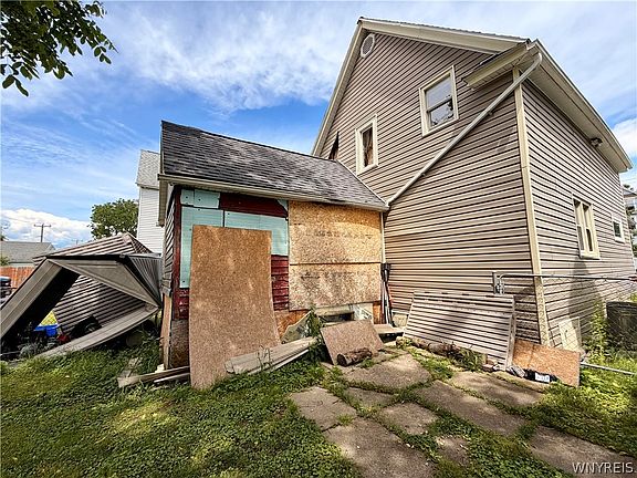 5th image of 52 Stephenson Ave