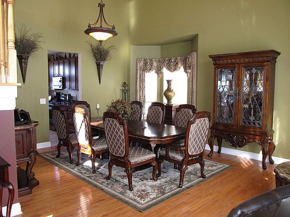 Formal Dining Room/Living Room - Hardwood Floors & Bay Window!