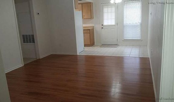 2nd image of 780 Evelyn Dr