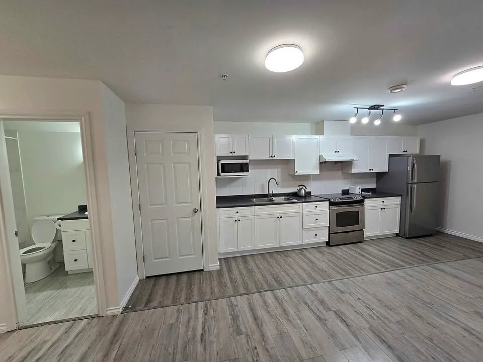 2 bed, 800 sqft, $1,800 — Photo 3