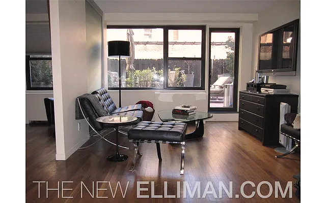 Rented by Douglas Elliman | media 26