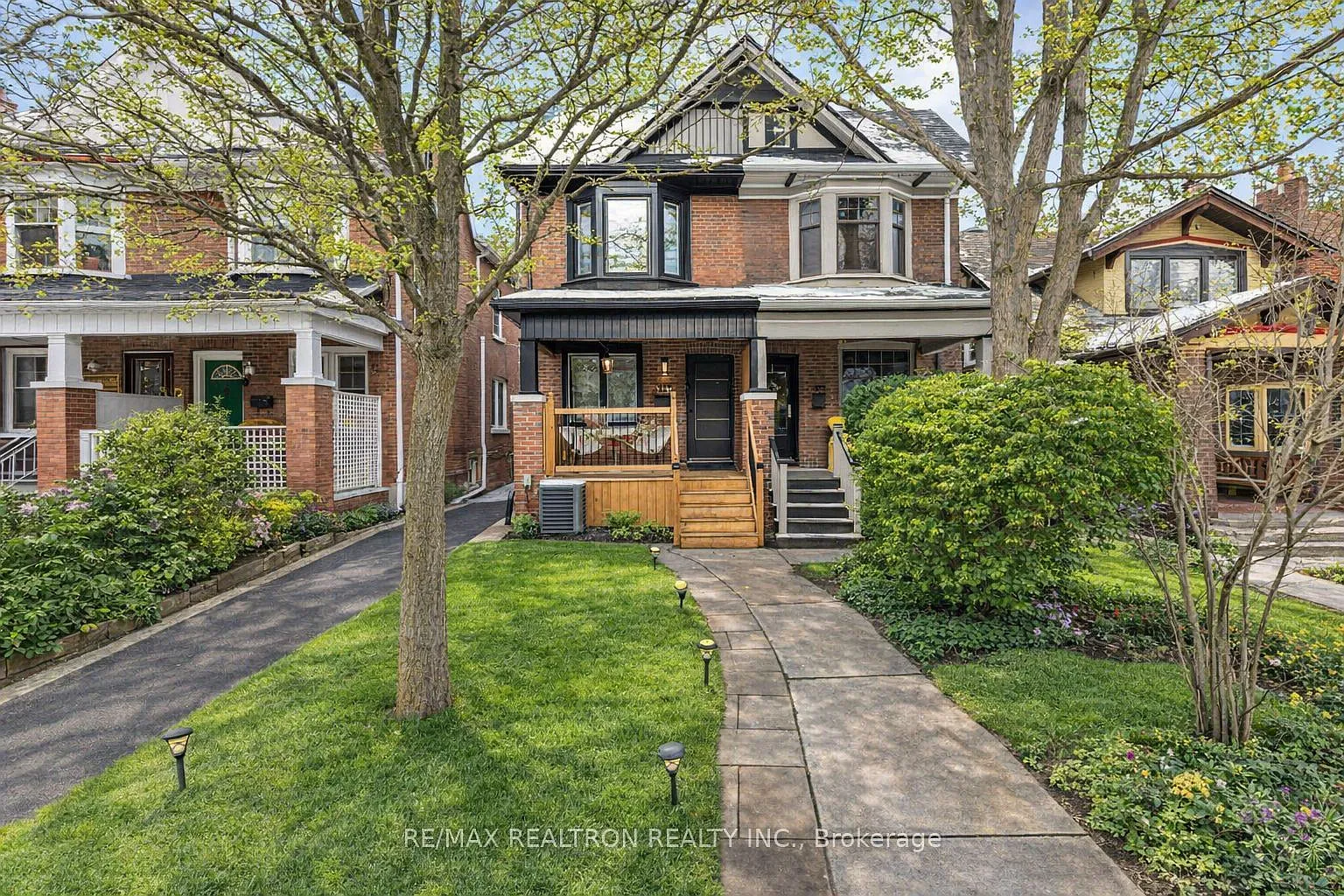 111 Glenmore Rd photo 1