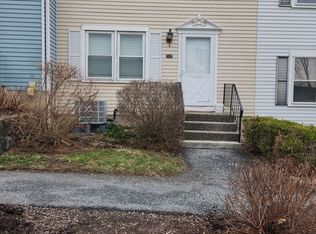 55 Mill Plain Rd #12-4, Danbury, CT 06810