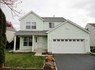 311 Bridlewood Cir, Lake In The Hills, IL 60156