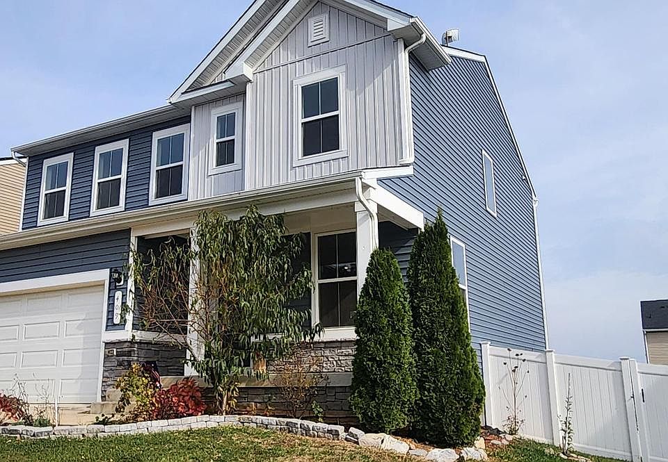 1st image of 409 Warrenfeltz Pl