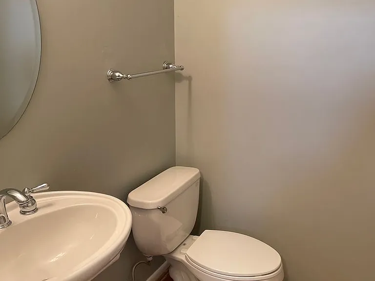 213 Summit Ridge Dr — Photo 4
