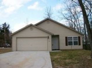 1002 Hill St, Merriam Woods Village, MO 65740