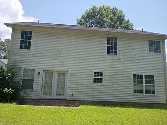 3rd image of 108 Soliel Way