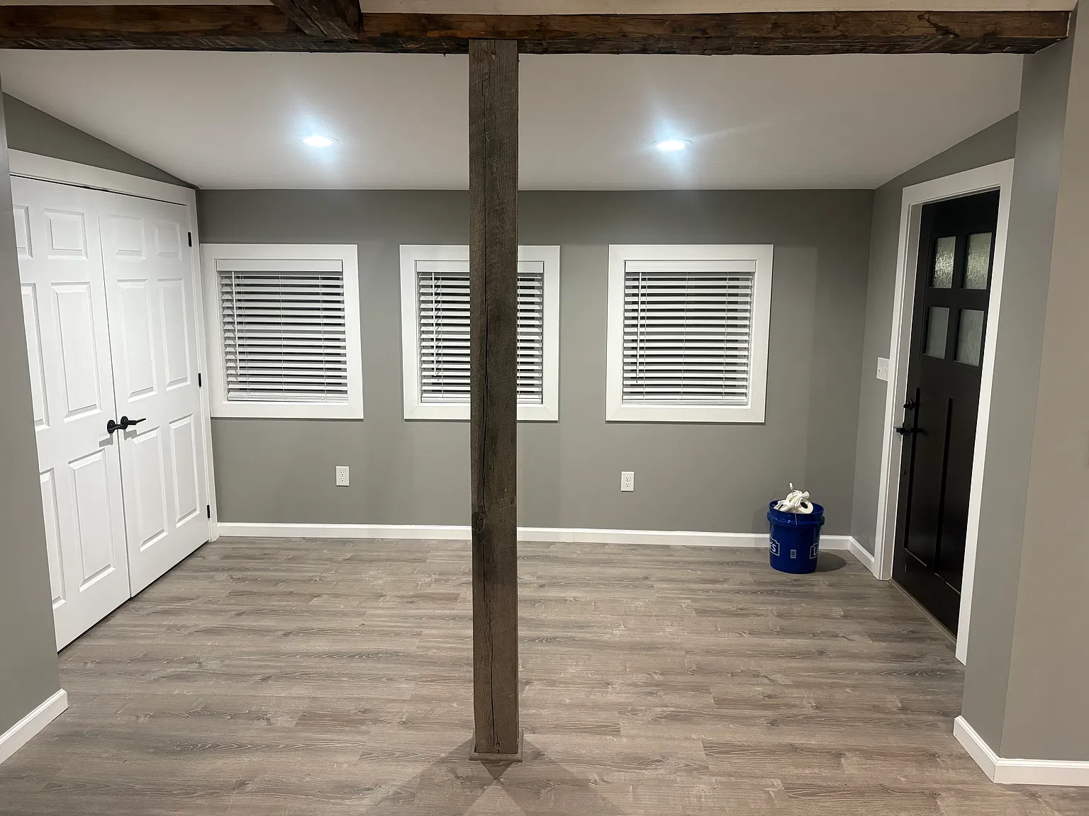 1 bed, 950 sqft, $1,350 — Photo 3