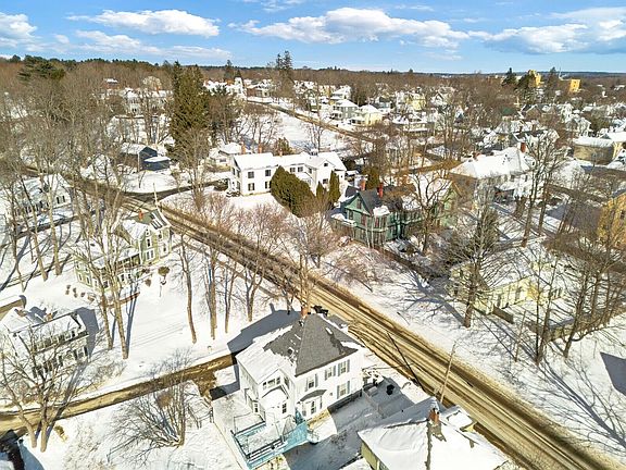 3rd image of 134 Kenduskeag Avenue