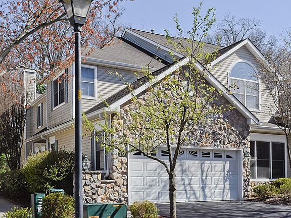 End Unit Town house