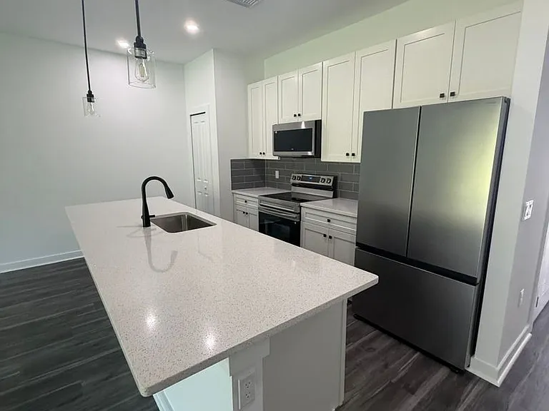 2222 Leda Ave S — Photo 16