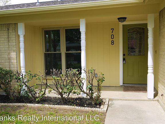 5th image of 708 Palomino Dr