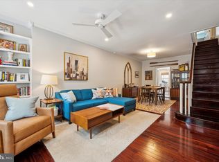 215 Tasker St, Philadelphia, PA 19148