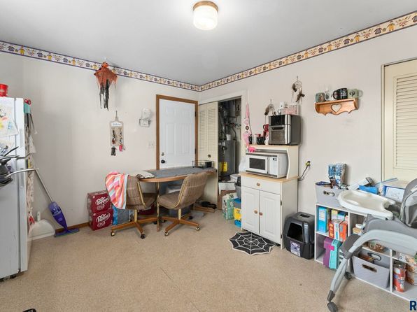 sioux-falls-south-dakota-85832935 picture