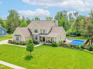 861 Royal Oak Dr, Marysville, OH 43040