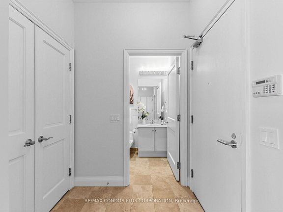 2nd image of 208 Queens Quay W #Penthouse 2