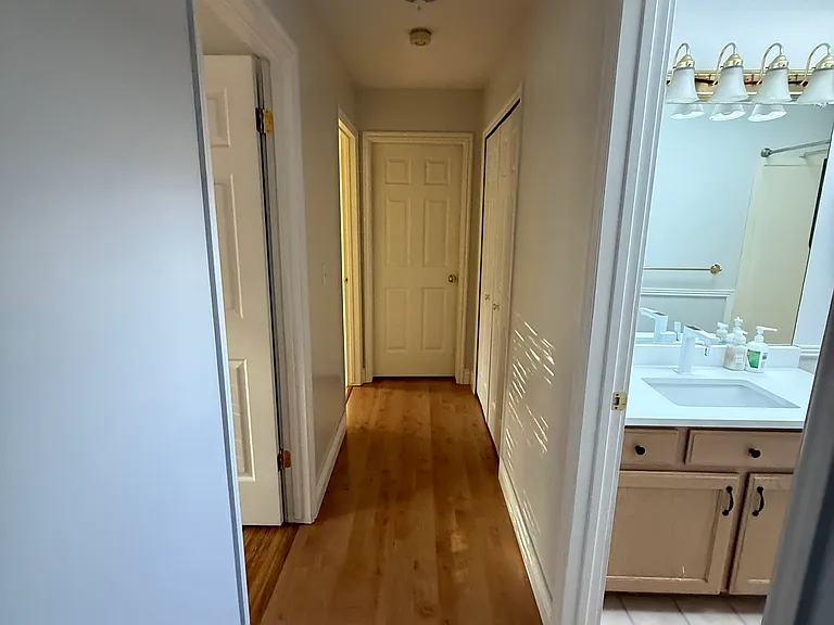 10832 S Fruitwood Ct — Photo 12