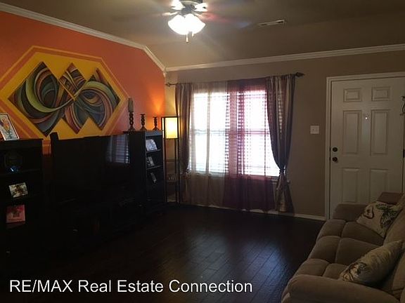 5th image of 6041 Trammel Estates Dr