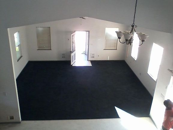5th image of 751 Dale St