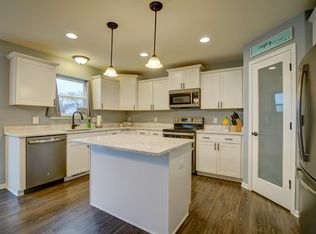 131 W Blackhawk Dr, Fort Atkinson, WI 53538