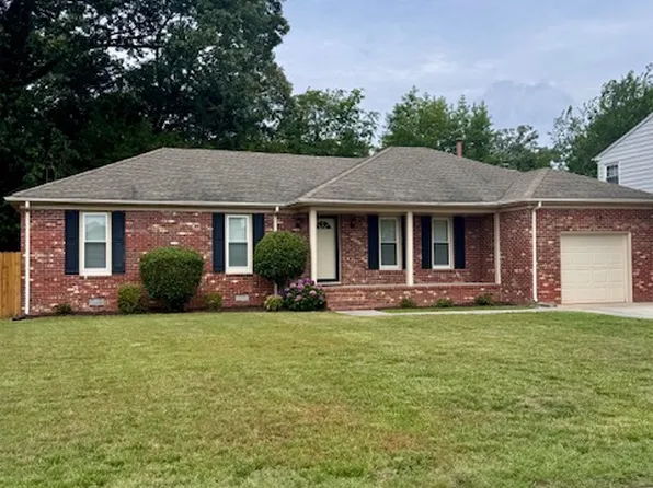 825 Ventnor Dr, Newport News, VA 23608